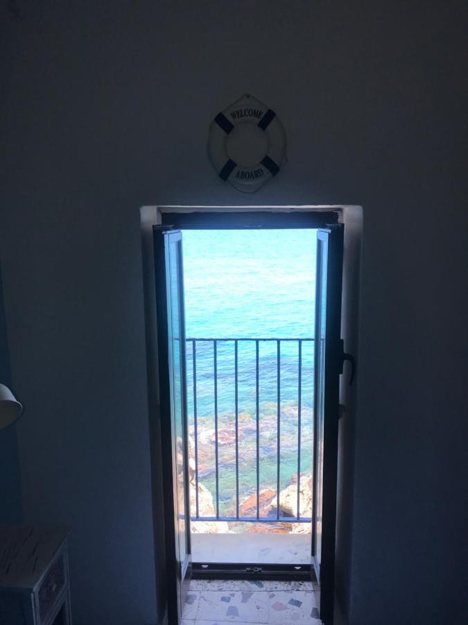 La Casetta Sul Mare Di Чефалу Екстериор снимка