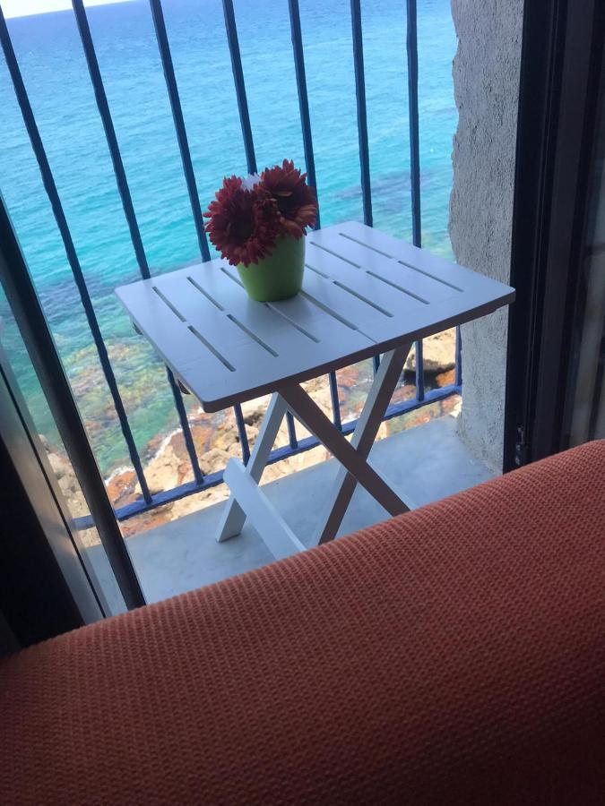 La Casetta Sul Mare Di Чефалу Екстериор снимка