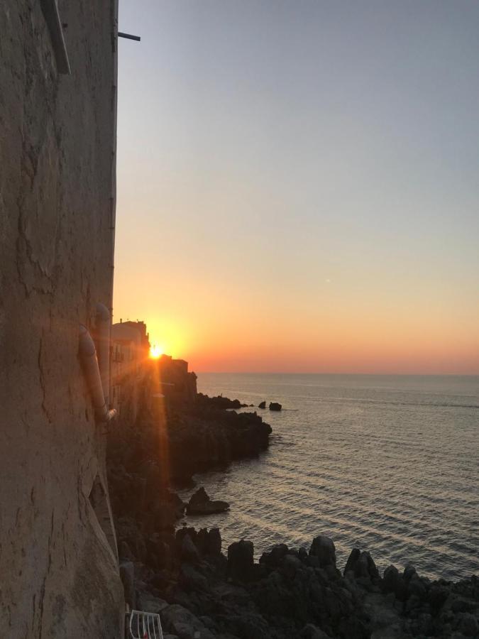 La Casetta Sul Mare Di Чефалу Екстериор снимка