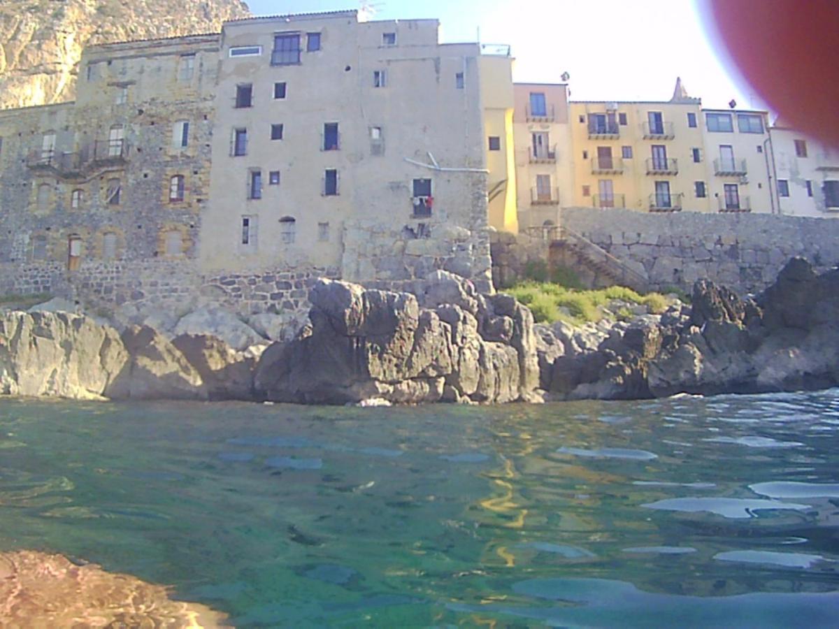 La Casetta Sul Mare Di Чефалу Екстериор снимка