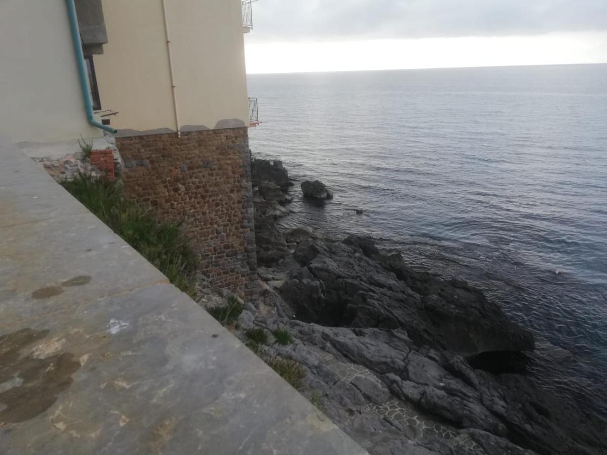 La Casetta Sul Mare Di Чефалу Екстериор снимка