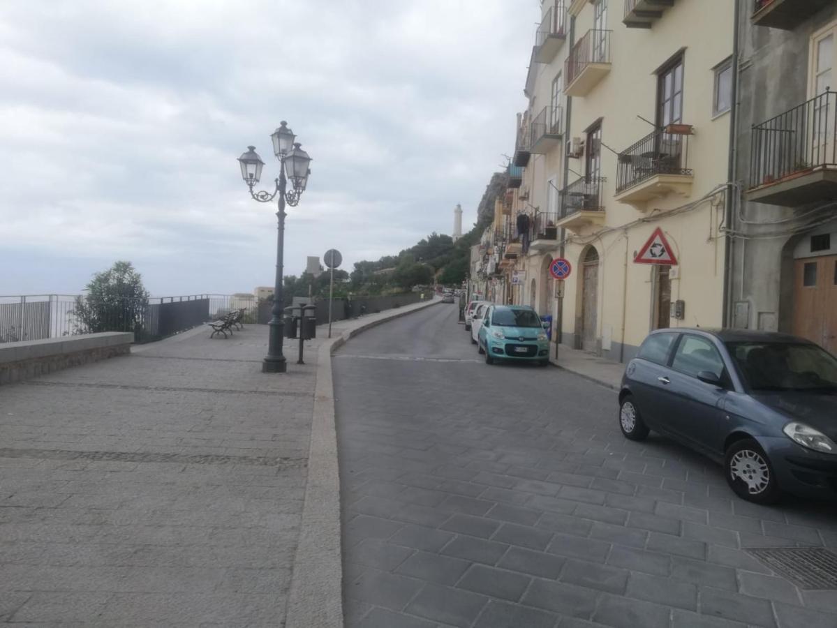 La Casetta Sul Mare Di Чефалу Екстериор снимка